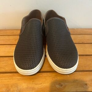 OLUKAI Pehuea slip-on sneakers.
